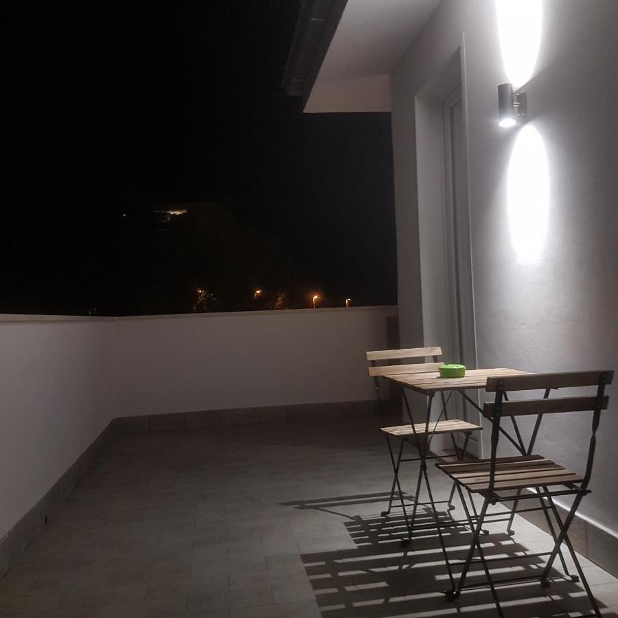 B&B Purple Italy Fiumicino Exterior photo